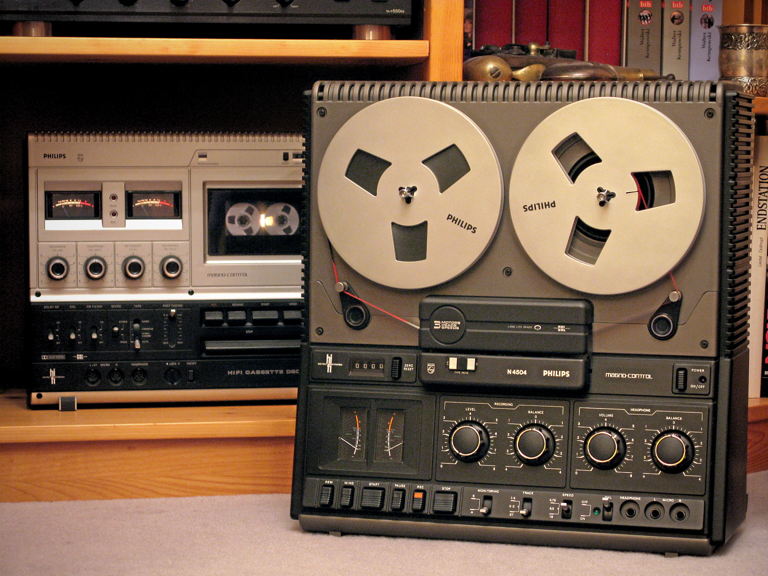 N4504 (vorn) und N2521 (hinten)